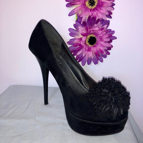 ROUGE HELIUM BLACK HEELS 👠 - Picture 2 of 6